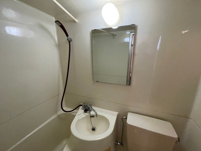 物件内観写真11　(洗面)