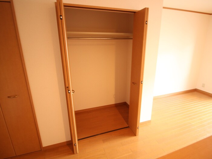 物件内観写真8　(収納)
