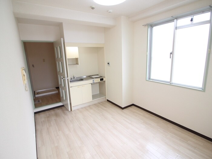 物件内観写真11　(居室)