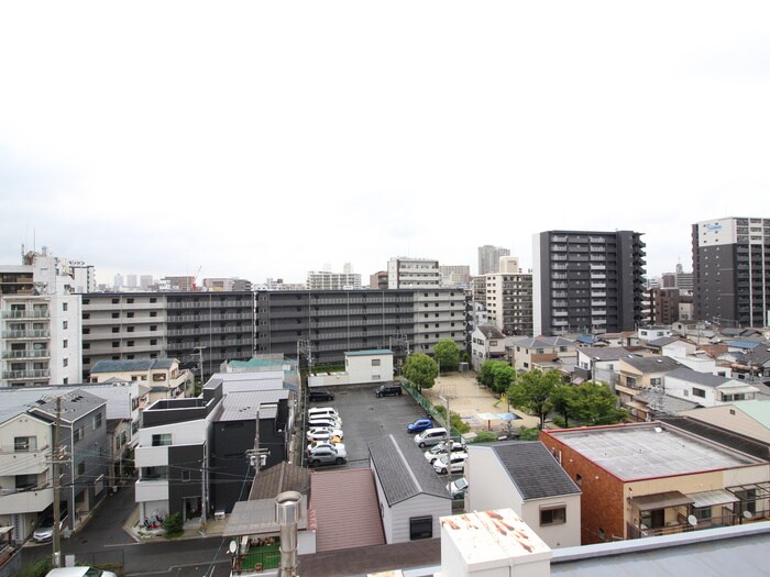 物件内観写真15　(室内からの展望)