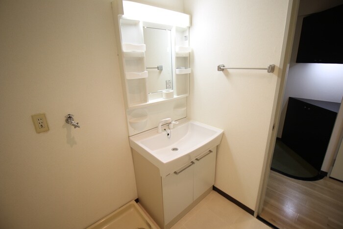 物件内観写真9　(洗面)