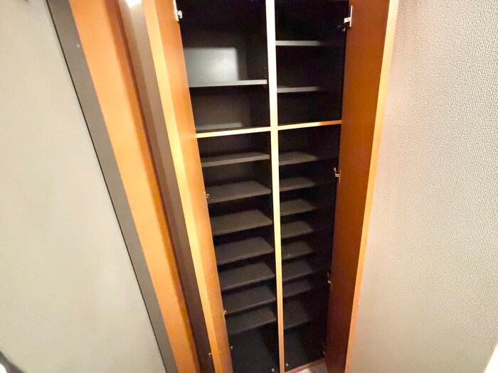 物件内観写真15　(靴箱)