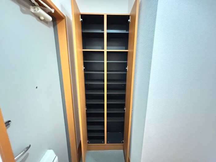 物件内観写真17　(靴箱)