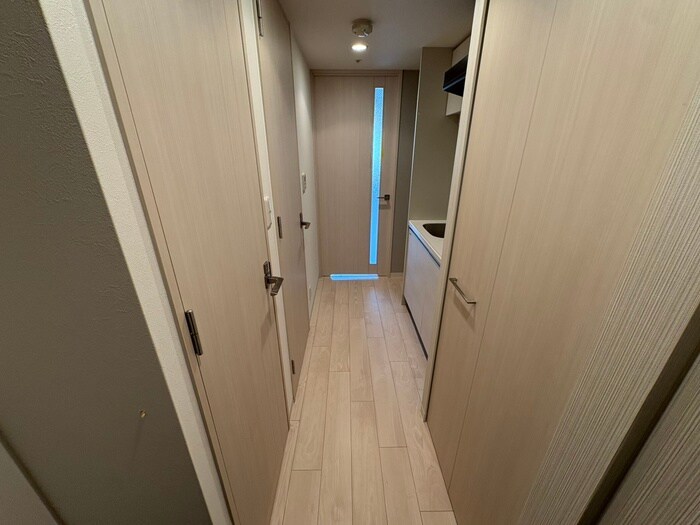 物件内観写真14　(廊下)
