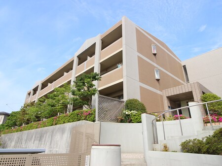 メイプル平和台外観写真
