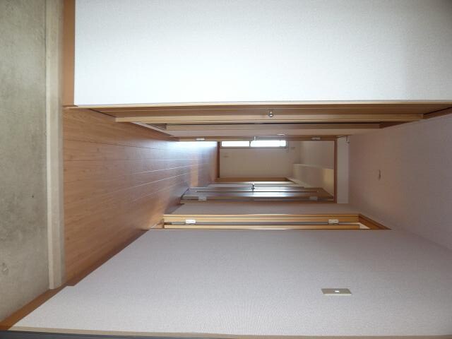 物件内観写真9　(廊下)