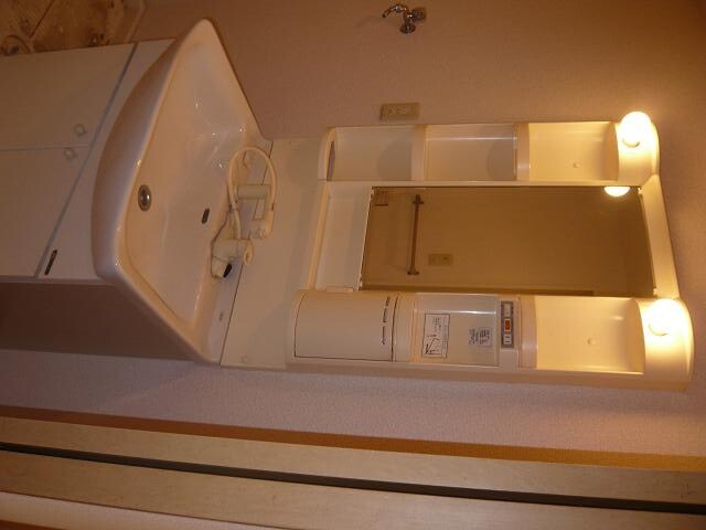 物件内観写真12　(洗面)