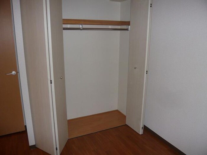 物件内観写真14　(収納)