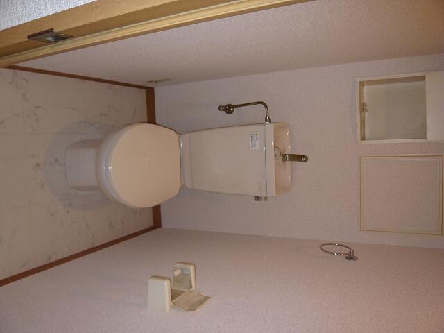 物件内観写真14　(トイレ)