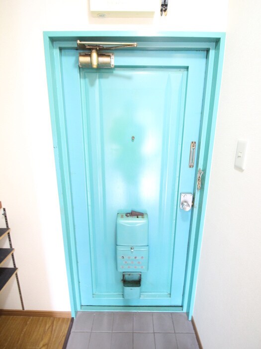 物件内観写真17　(玄関)