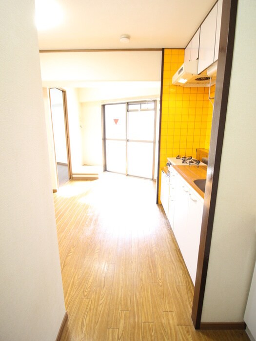 物件内観写真18　(廊下)