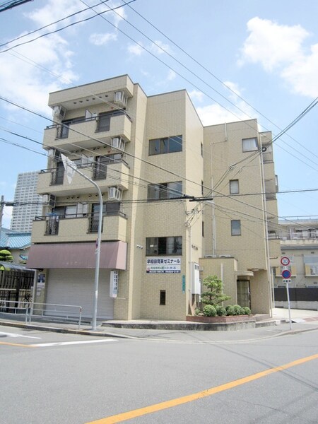ハイツしらゆり外観写真