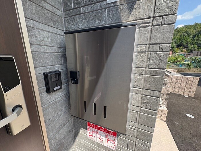 物件外観写真4　(建物設備)