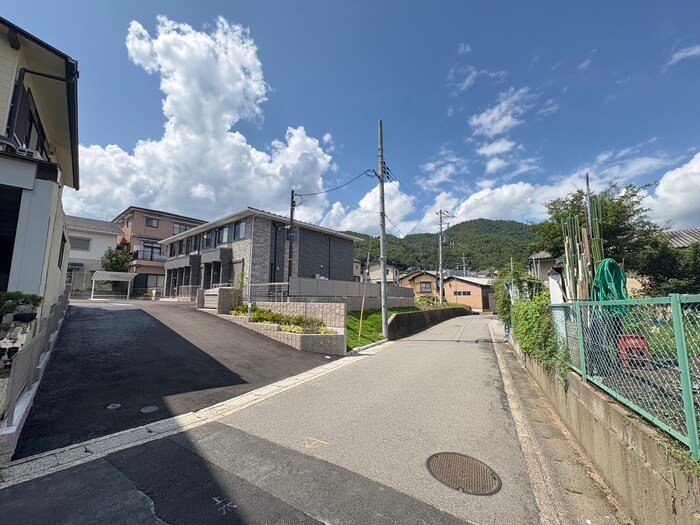 物件外観写真6　(周辺環境)