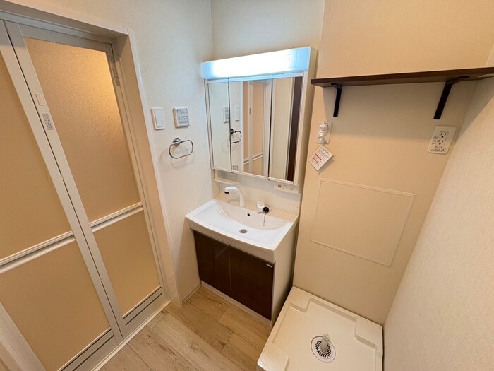 物件内観写真13　(洗面)