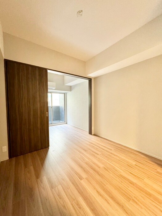 物件内観写真11　(居室)