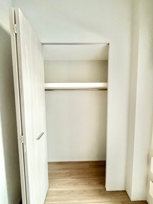 物件内観写真16　(収納)