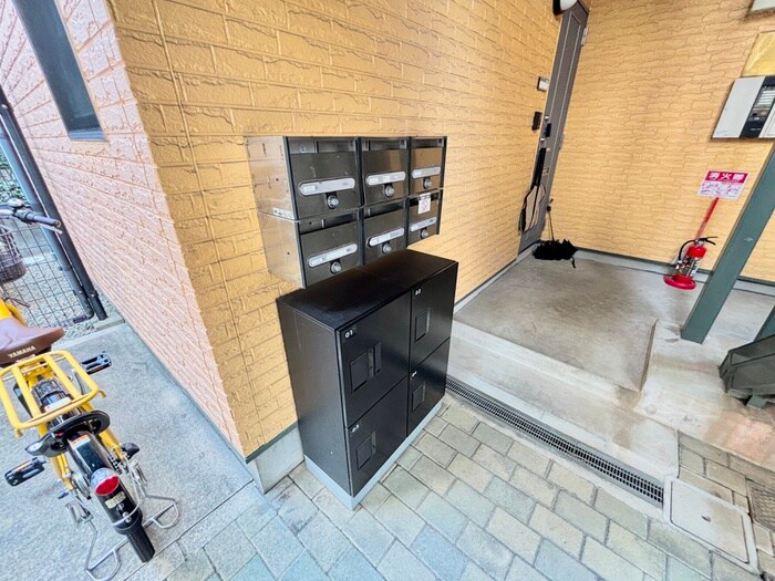 物件外観写真4　(建物設備)