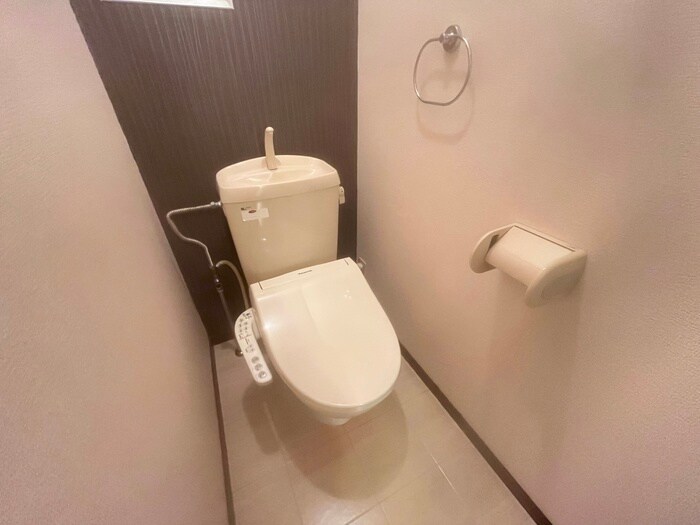 物件内観写真11　(トイレ)