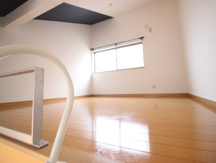 物件内観写真9　(居室)