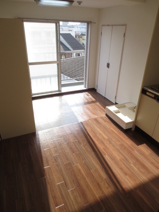 物件内観写真9　(居室)