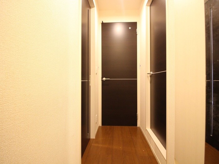 物件内観写真19　(廊下)