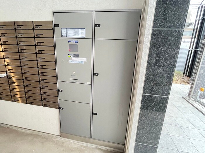 物件外観写真4　(建物設備)