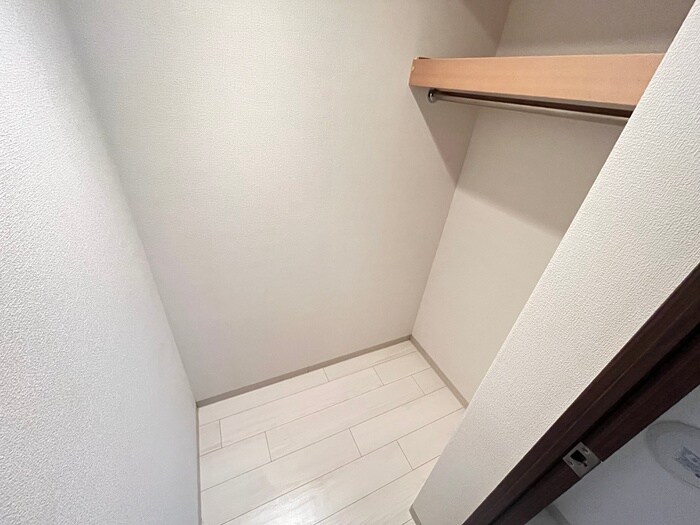 物件内観写真21　(収納)