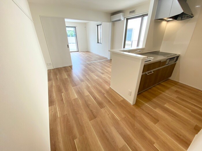 物件内観写真7　(居室)