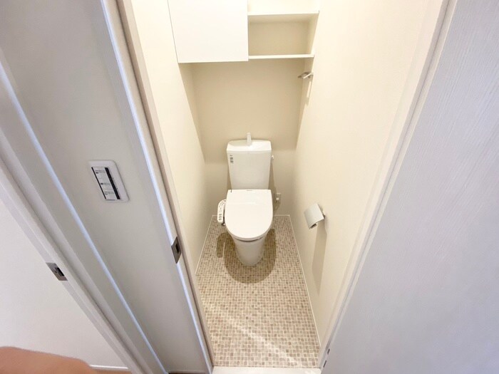 物件内観写真14　(トイレ)
