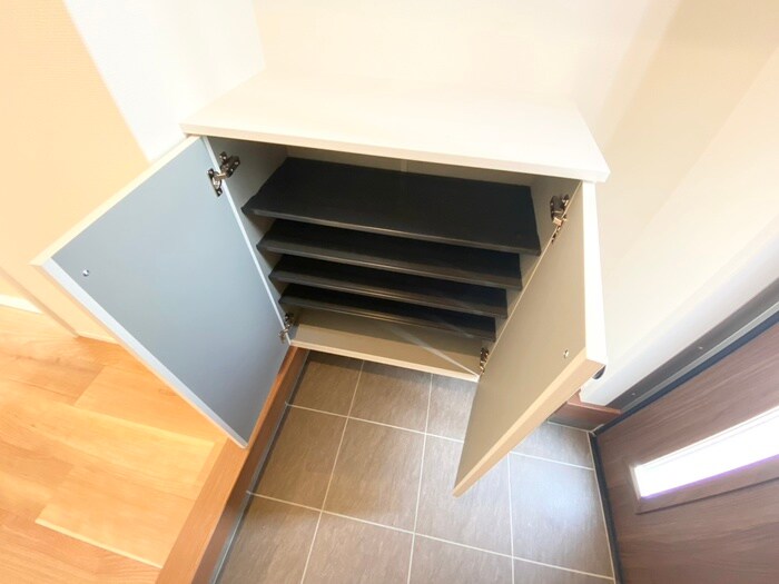 物件内観写真19　(靴箱)