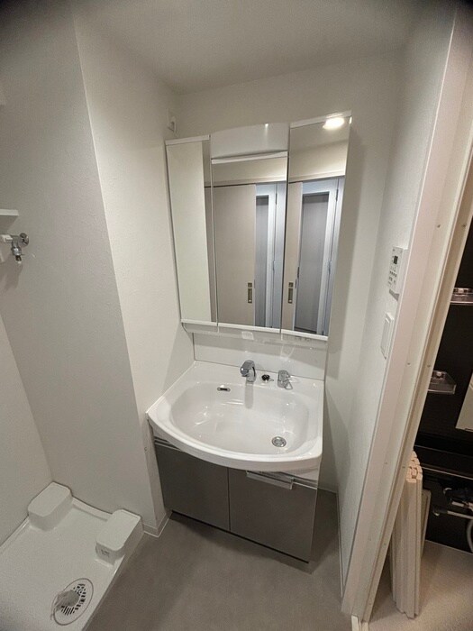 物件内観写真9　(洗面)