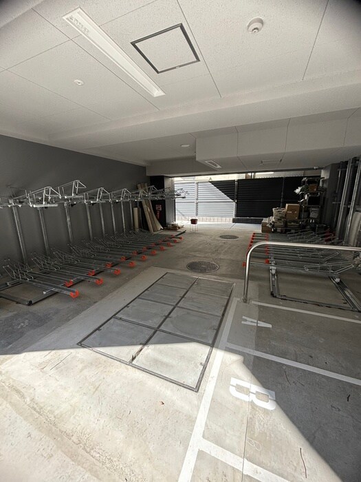 物件外観写真6　(駐輪場)