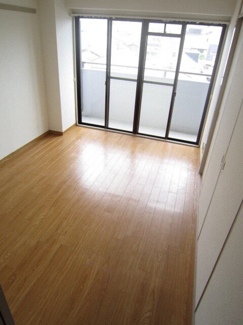 物件内観写真5　(居室)