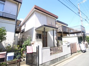 岸和田市小松里町戸建外観写真