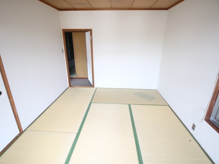 物件内観写真19　(居室)