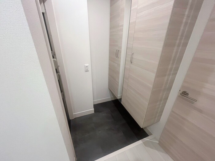 物件内観写真17　(玄関)