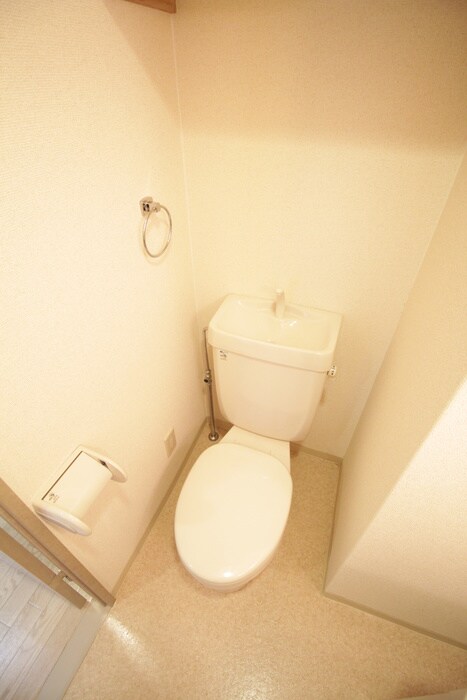 物件内観写真14　(トイレ)