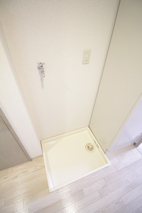 物件内観写真18　(洗濯機置場)