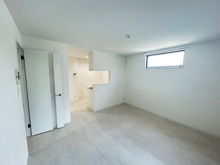 物件内観写真8　(内観写真)