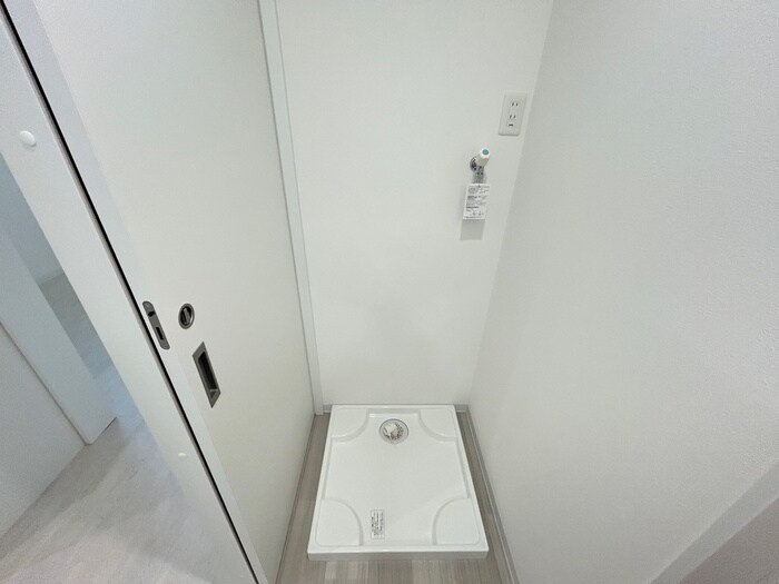 物件内観写真13　(洗濯機置場)