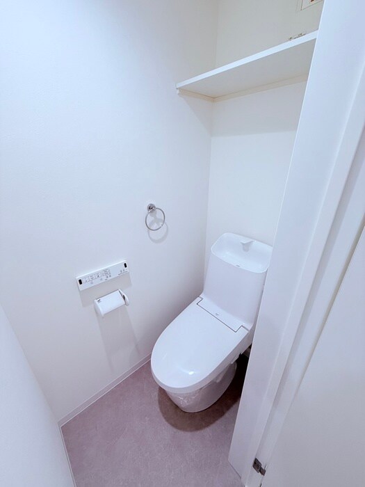 物件内観写真16　(トイレ)