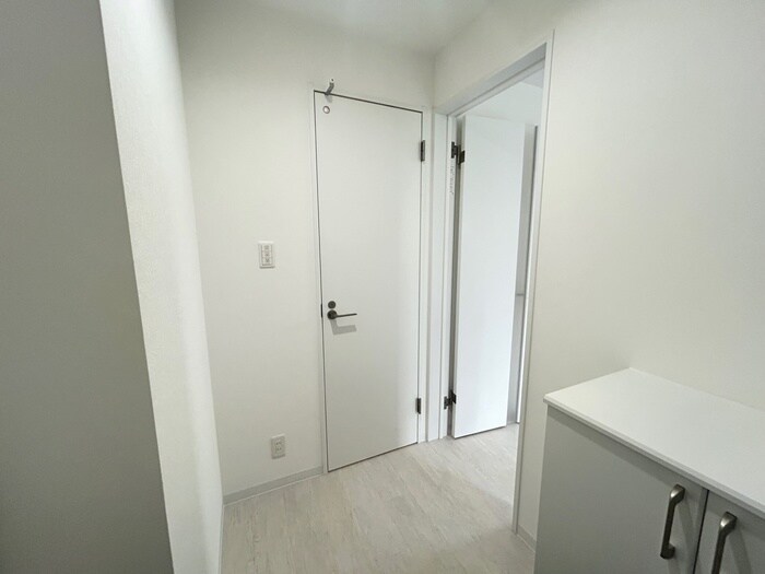 物件内観写真16　(廊下)