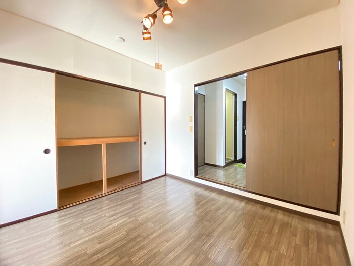 物件内観写真10　(居室)
