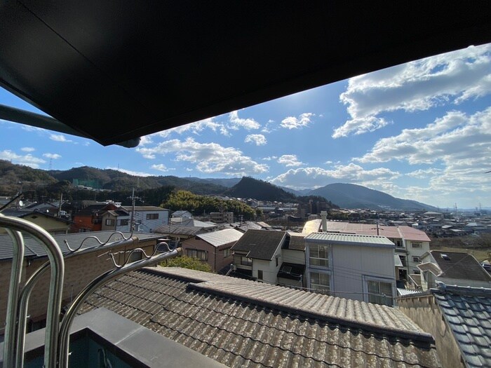 物件内観写真20　(室内からの展望)