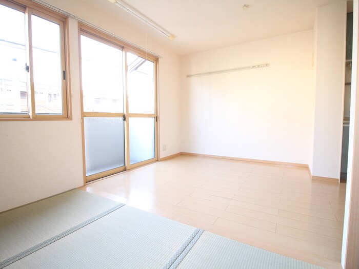 物件内観写真18　(居室)