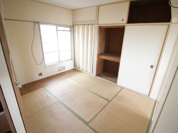 物件内観写真9　(居室)