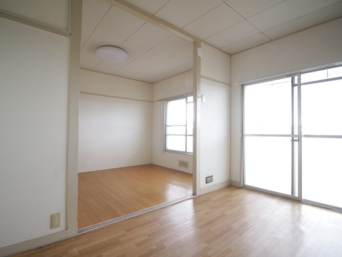 物件内観写真12　(居室)