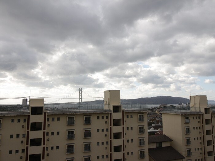 物件内観写真15　(室内からの展望)