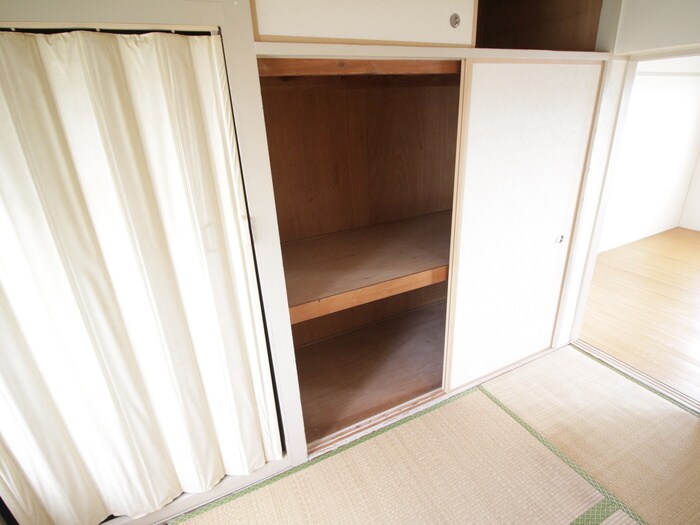 物件内観写真18　(収納)